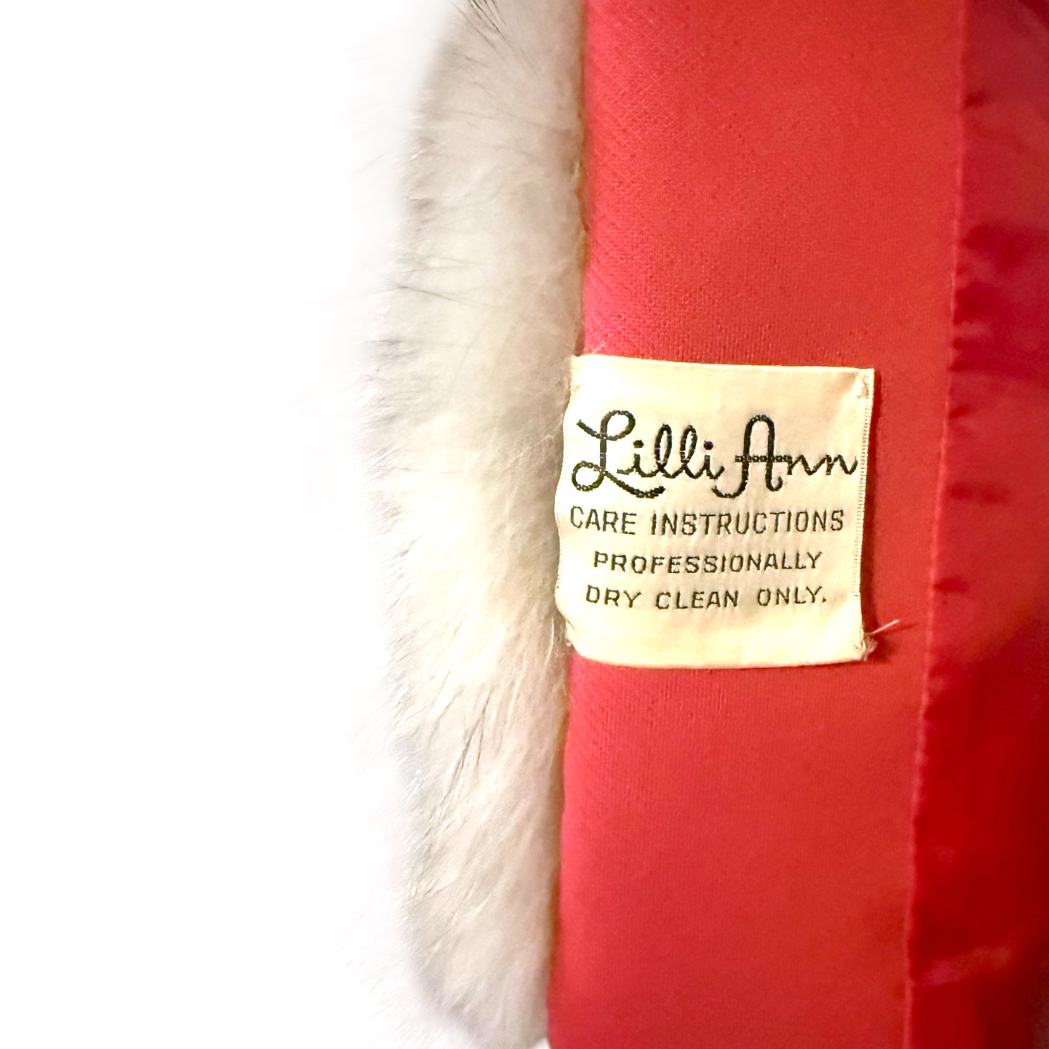 1960’s Lilli Anne Cape w/Fur Trim
