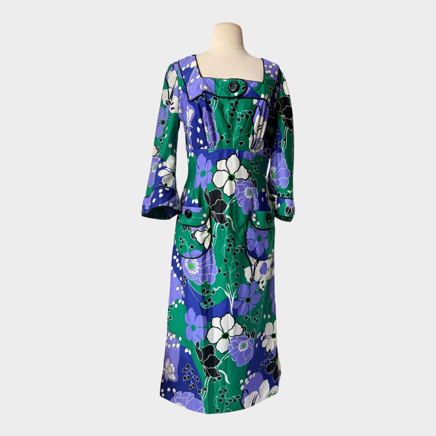 Vintage 1970s Mod Floral Maxi Dress | Bold Graphic Print with Novelty Buttons & Patch Pockets