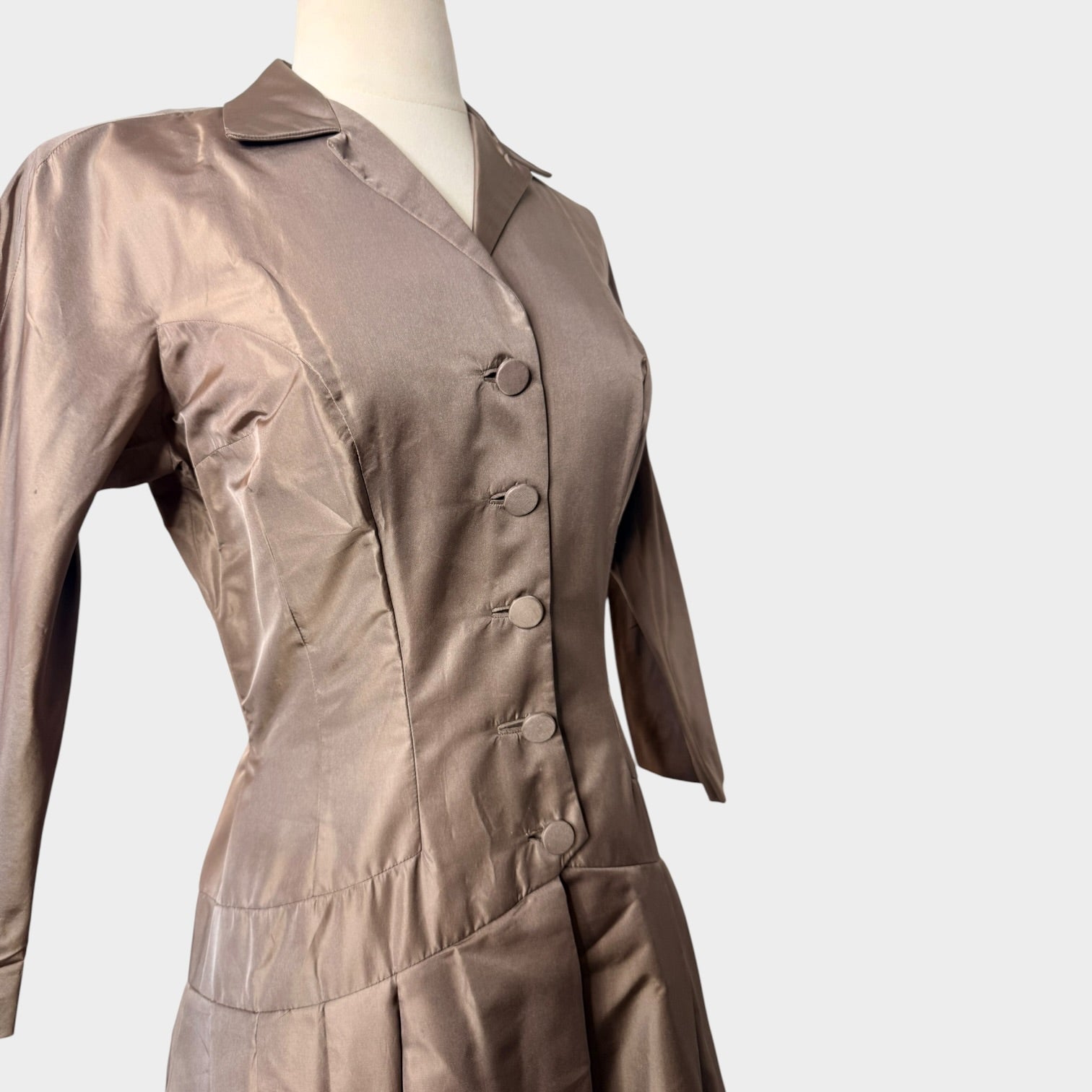 1940s Champagne Taffeta Cocktail Dress | New Look Fit & Flare Party Dress with Covered Buttons