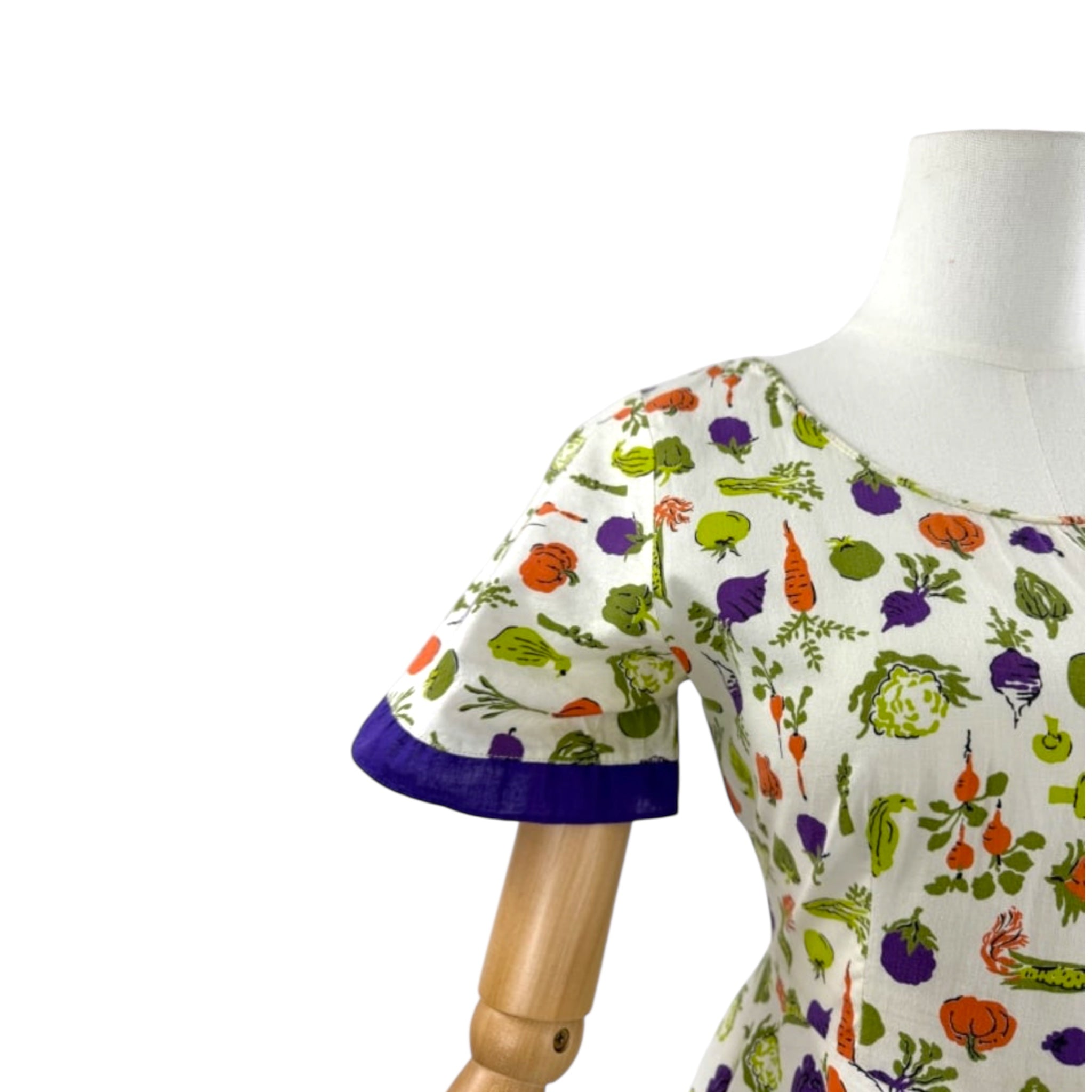 Vintage 1940s Cotton Vegetable Print Short Sleeve Sundress