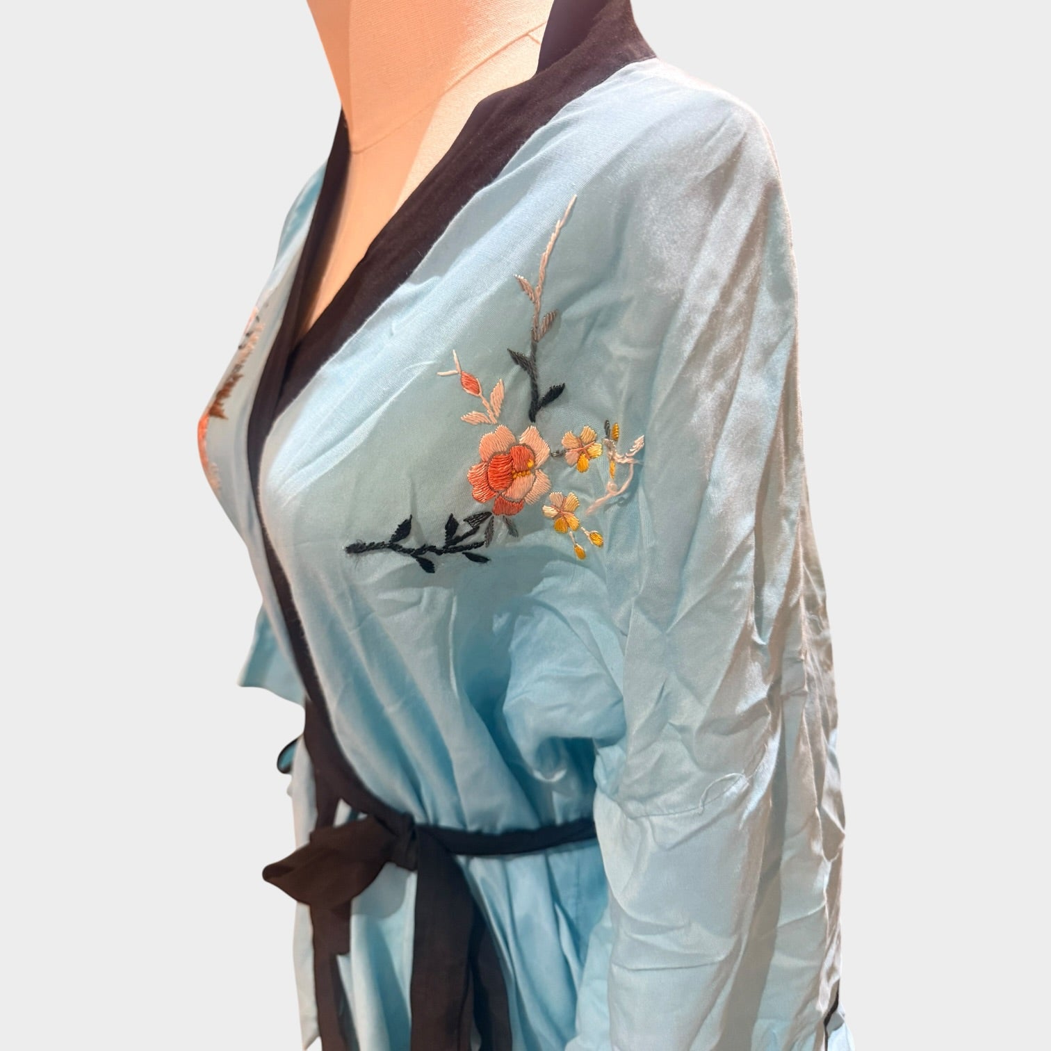 1940s embroidered kimono style top