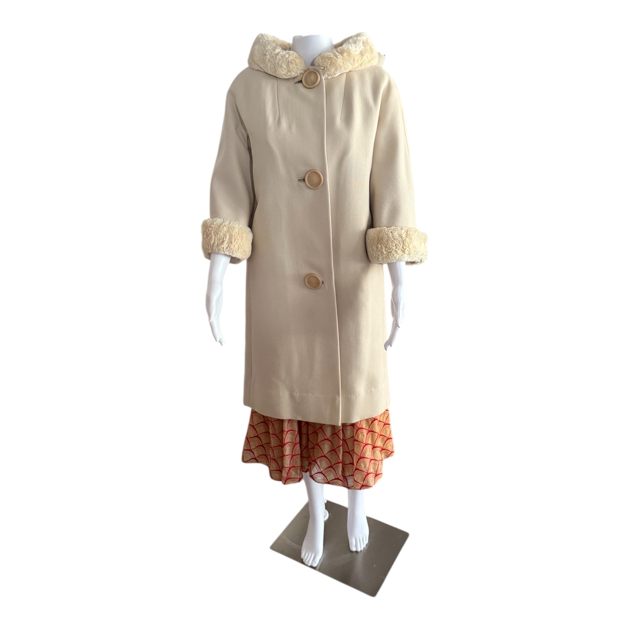 1960’s Cream wool coat with fur collar and cuffs