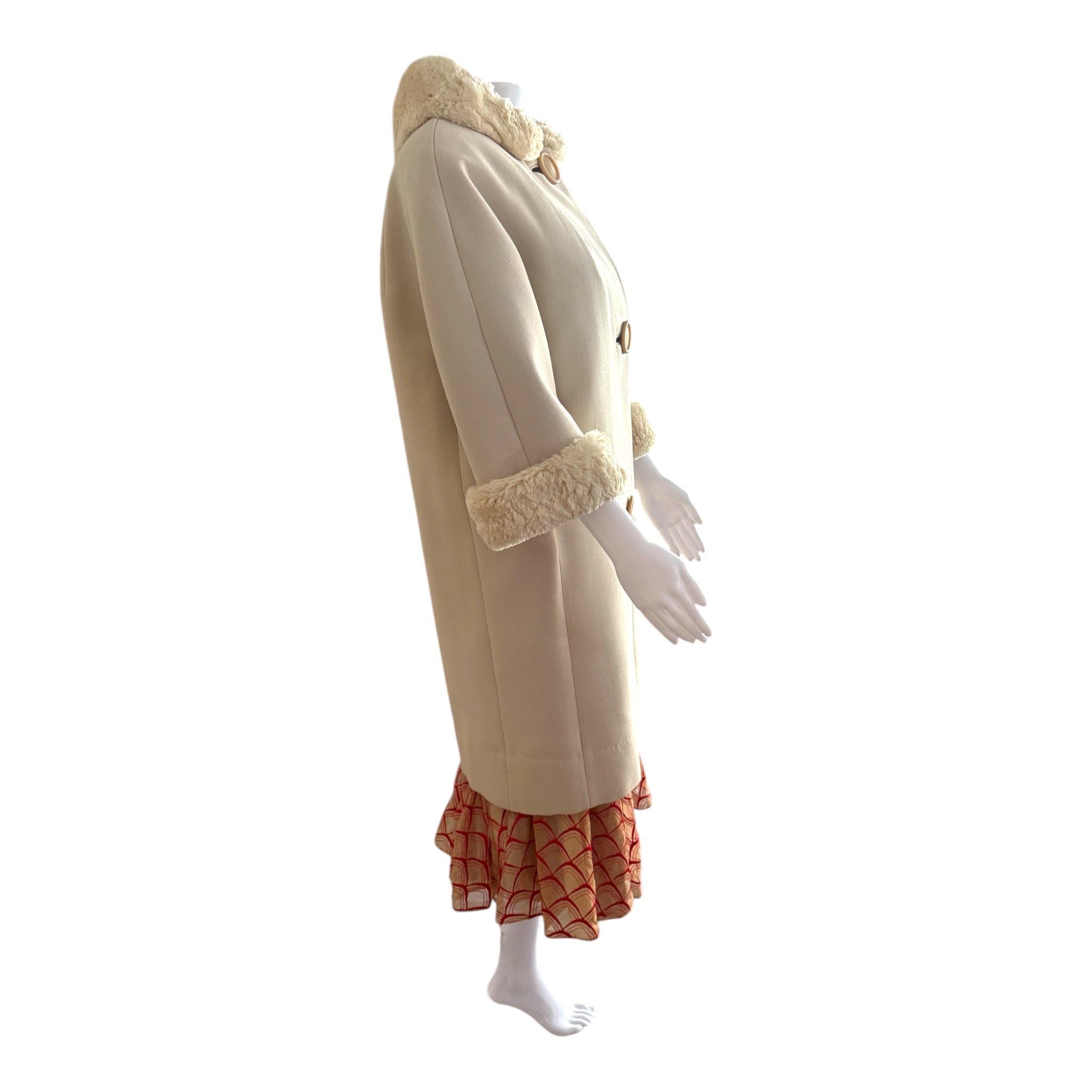 1960’s Cream wool coat with fur collar and cuffs