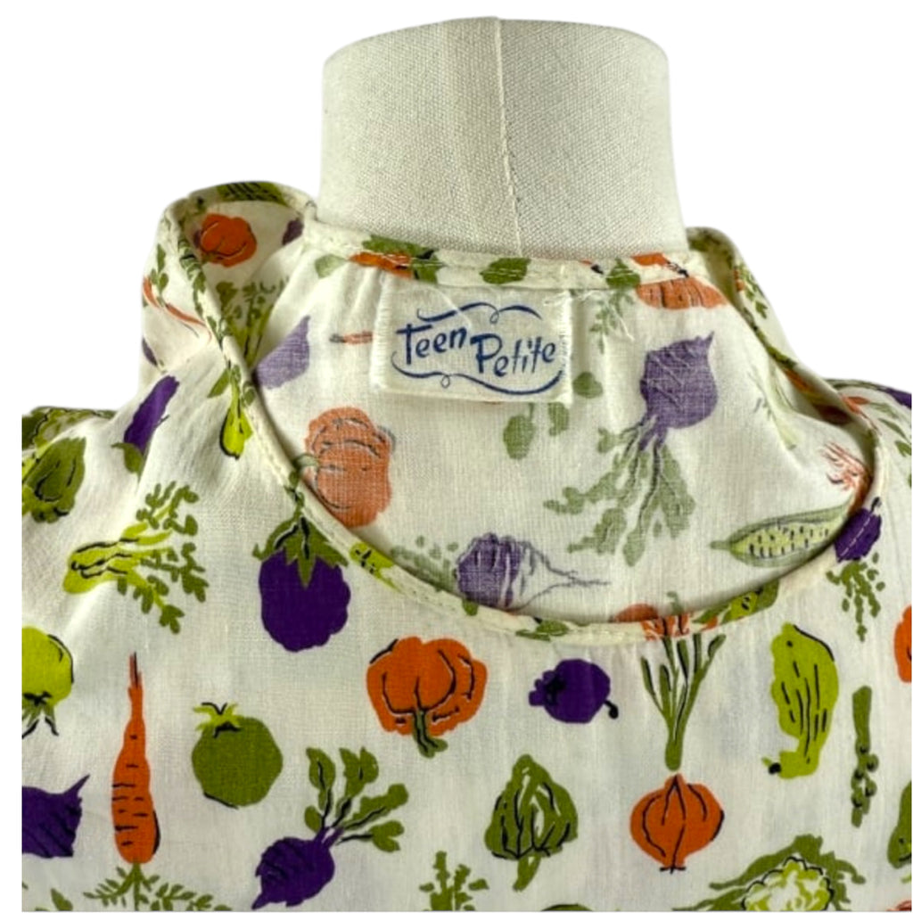Vintage 1940s Cotton Vegetable Print Short Sleeve Sundress