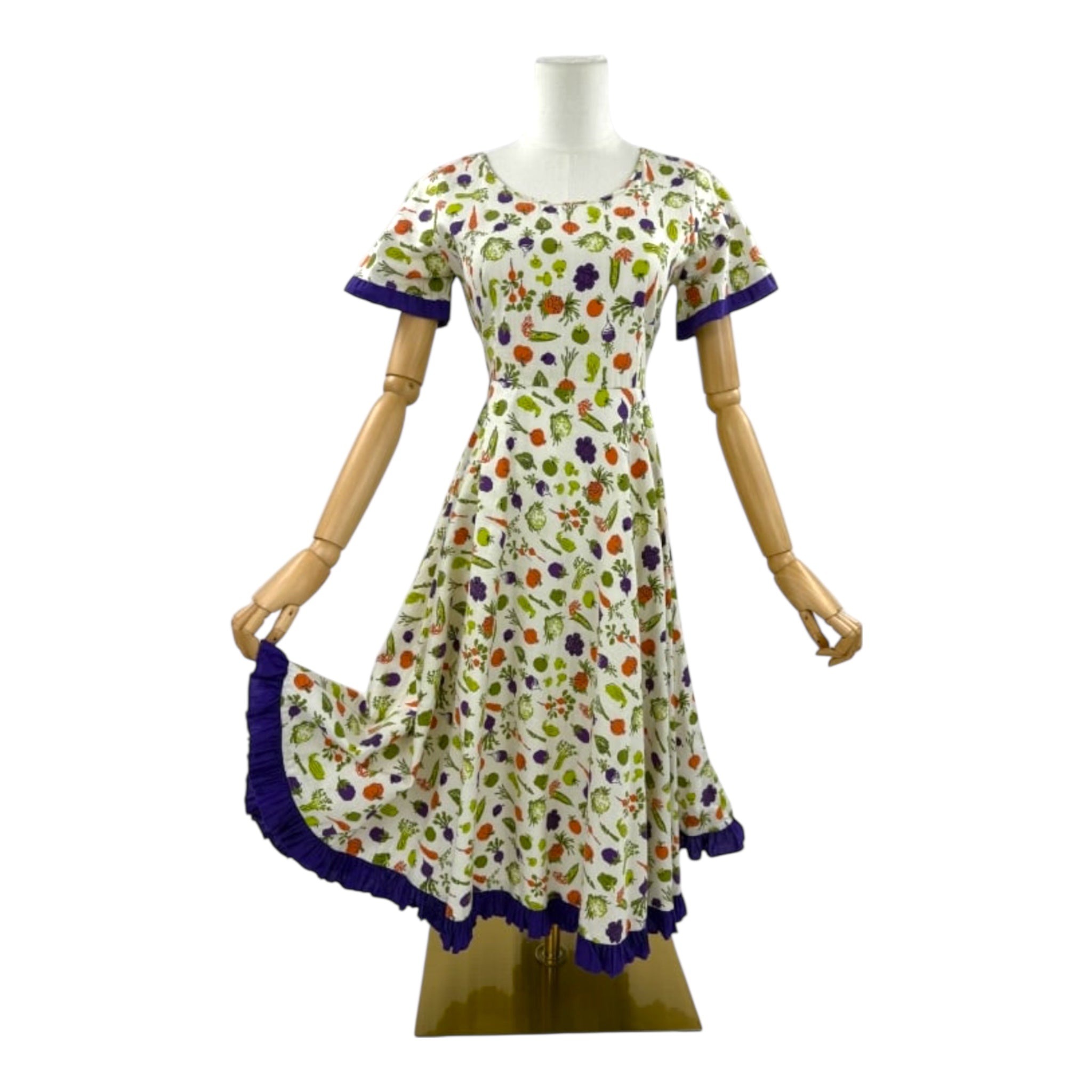 Vintage 1940s Cotton Vegetable Print Short Sleeve Sundress